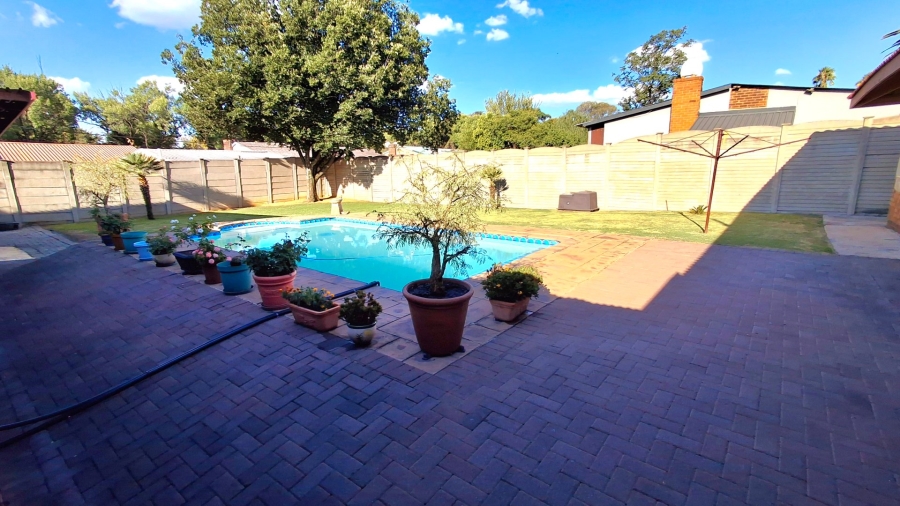 4 Bedroom Property for Sale in Sasolburg Ext 5 Free State